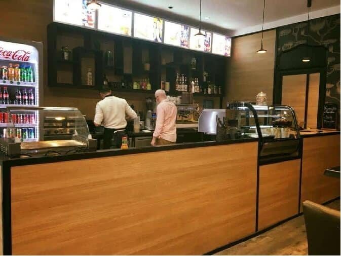 daily-coffee-shop-cougar-saint-etienne